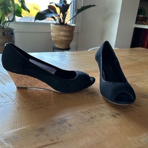 EUC Donald J Pliner Open Toe Heels